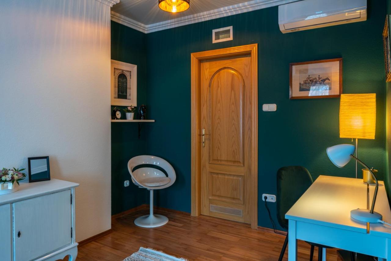 Romantic Studio Secret Garden بودابست المظهر الخارجي الصورة